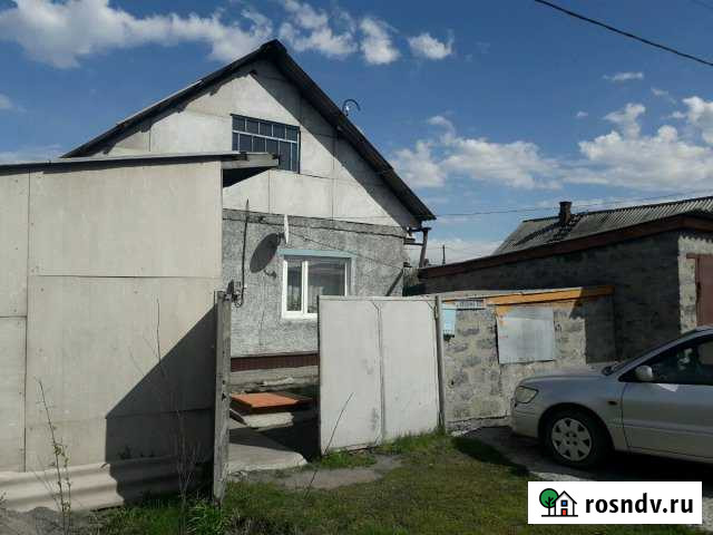 Дом 42 м² на участке 5 сот. на продажу в Белово Белово - изображение 1