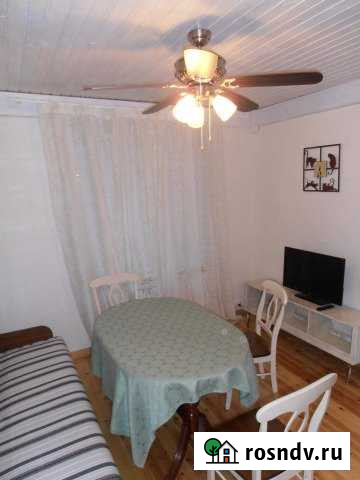 Таунхаус 77 м² на участке 5 сот. в аренду на длительный срок в Санкт-Петербурге Санкт-Петербург - изображение 1