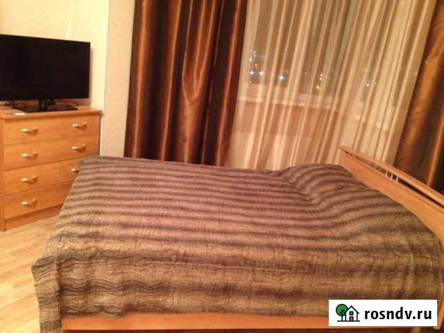 1-комнатная квартира, 28 м², 12/15 эт. в аренду посуточно в Сургуте Ханты-Мансийского АО Сургут - изображение 1