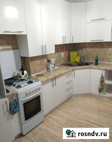 1-комнатная квартира, 50 м², 4/5 эт. в аренду на длительный срок в Армавире Армавир - изображение 1