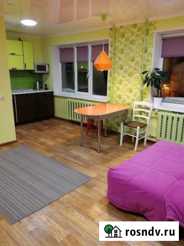 Квартира-студия, 30 м², 3/9 эт. в аренду на длительный срок в Нижневартовске Нижневартовск - изображение 1