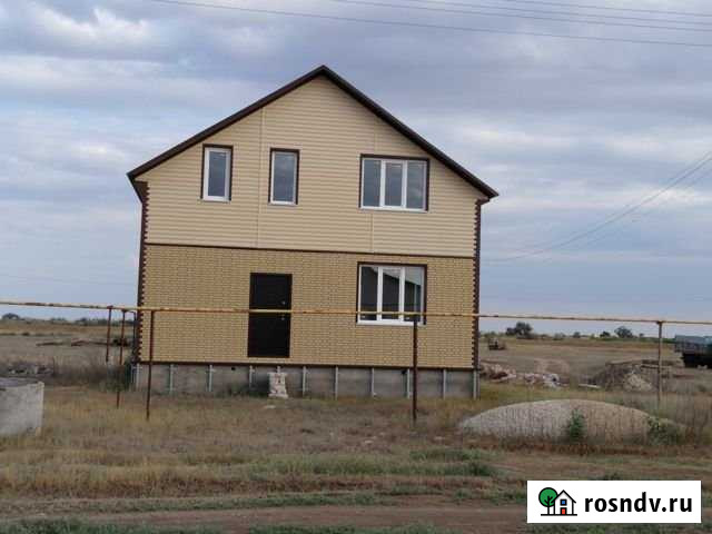 Дом 137 м² на участке 10 сот. на продажу в Палласовке Палласовка - изображение 1