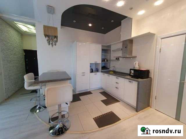 3-комнатная квартира, 70 м², 10/25 эт. в аренду на длительный срок во Владивостоке Владивосток - изображение 1