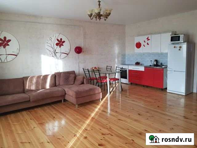 Коттедж 135 м² на участке 15 сот. в аренду посуточно в Челябинске Челябинск - изображение 1