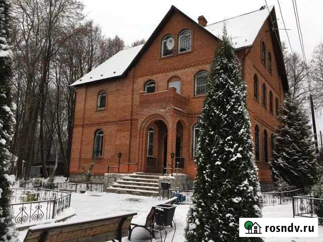 Коттедж 400 м² на участке 30 сот. в аренду посуточно в Троицком Московской области Троицкое - изображение 1