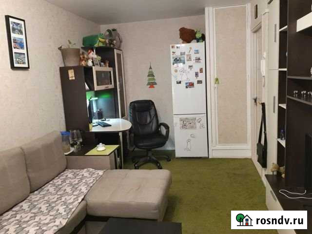 Комната 17 м² в 8-ком. кв., 4/9 эт. на продажу в поселке Свердлова Свердлова - изображение 1