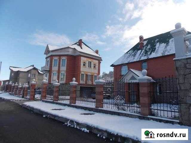 Коттедж 320 м² на участке 49 сот. в аренду посуточно в Белокурихе Белокуриха - изображение 1