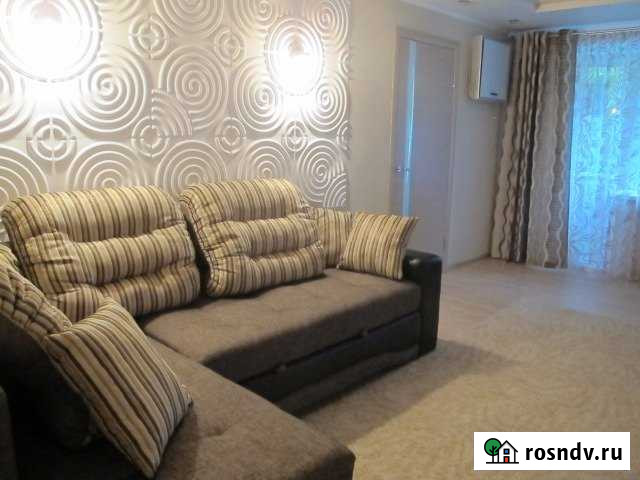 2-комнатная квартира, 42 м², 2/5 эт. в аренду посуточно в Комсомольске-на-Амуре Комсомольск-на-Амуре - изображение 1