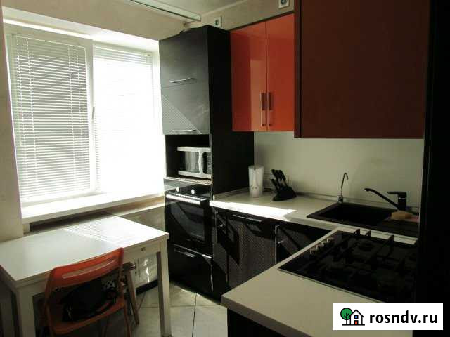 2-комнатная квартира, 50 м², 2/5 эт. в аренду посуточно в Волгодонске Волгодонск - изображение 1