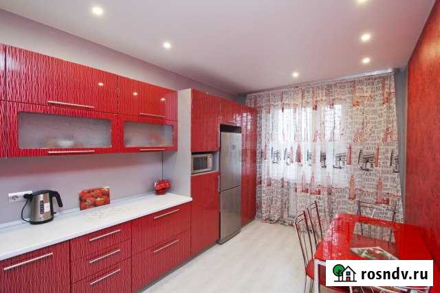 2-комнатная квартира, 70 м², 5/10 эт. в аренду посуточно в Сургуте Ханты-Мансийского АО Сургут - изображение 1