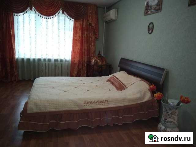 1-комнатная квартира, 37 м², 1/5 эт. в аренду посуточно в Аксае Ростовской области Аксай - изображение 1