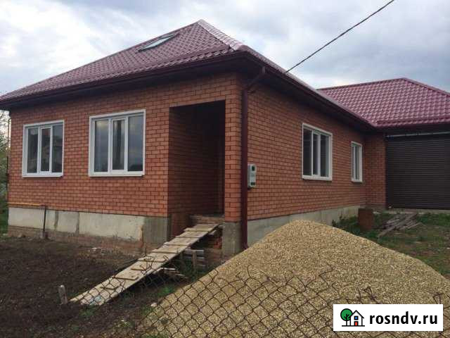 Дом 147 м² на участке 10 сот. на продажу в Усть-Лабинске Усть-Лабинск - изображение 1