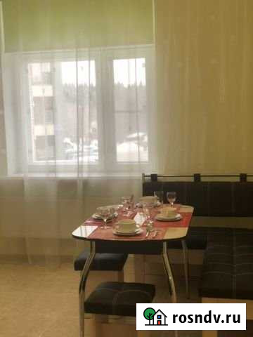 2-комнатная квартира, 70 м², 2/4 эт. в аренду посуточно в Ханты-Мансийске Ханты-Мансийск - изображение 1