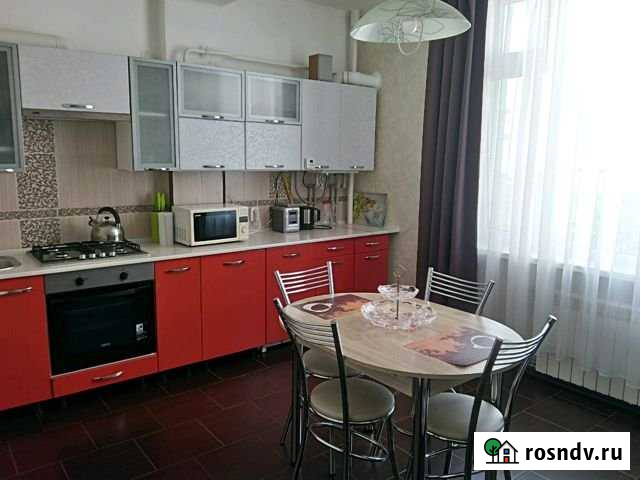 2-комнатная квартира, 63 м², 3/9 эт. в аренду посуточно в Севастополе Севастополь - изображение 1