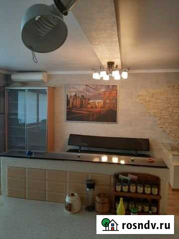 3-комнатная квартира, 85 м², 3/10 эт. в аренду на длительный срок в Новосибирске Новосибирск - изображение 1