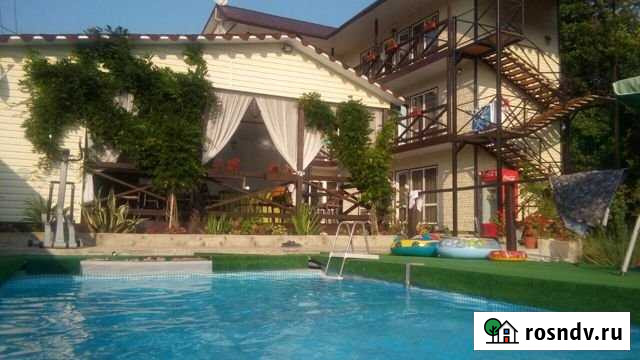 Комната 25 м² в 1-ком. кв., 1/3 эт. в аренду на длительный срок в Сочи Сочи - изображение 1