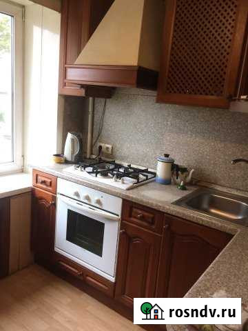 3-комнатная квартира, 60 м², 3/5 эт. в аренду на длительный срок в Клине Клин - изображение 1