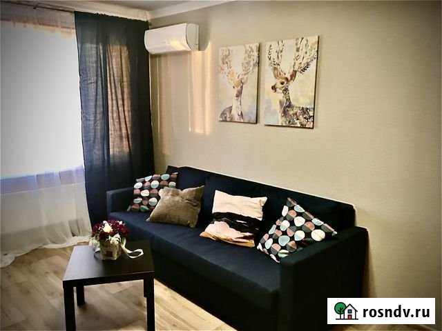 1-комнатная квартира, 35 м², 18/18 эт. в аренду посуточно в Тольятти Тольятти - изображение 1