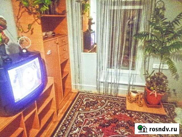 Комната 22 м² в 4-ком. кв., 4/4 эт. в аренду посуточно в Иркутске Иркутск - изображение 1