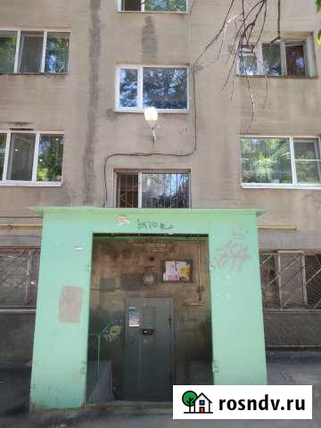Комната 13.2 м² в 1-ком. кв., 2/5 эт. на продажу в Саратове Саратов - изображение 1
