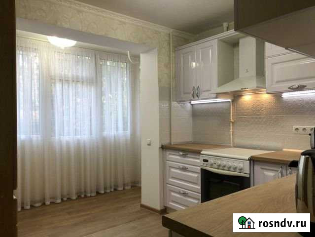 4-комнатная квартира, 110 м², 1/16 эт. на продажу в Ялте Ялта - изображение 1