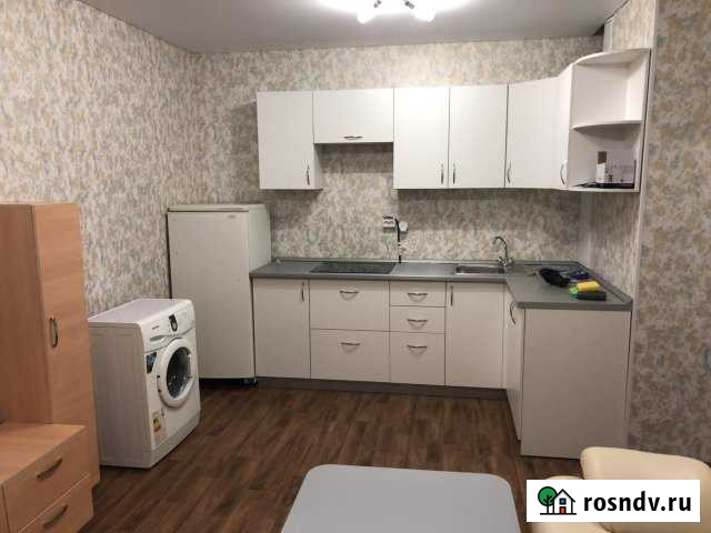 1-комнатная квартира, 40 м², 11/17 эт. в аренду на длительный срок в Оренбурге Оренбург - изображение 1