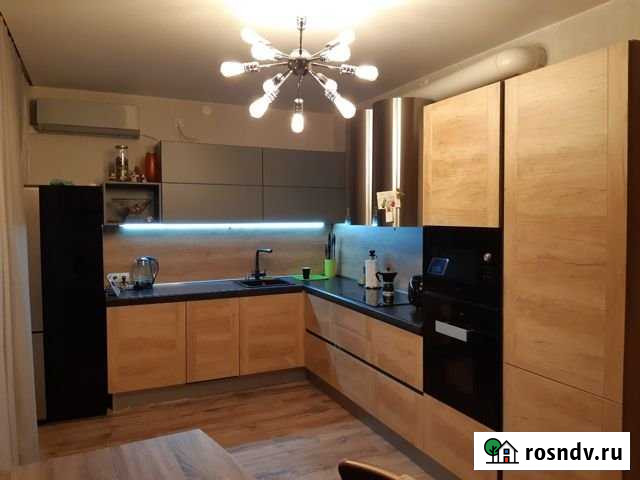 3-комнатная квартира, 92 м², 7/24 эт. в аренду на длительный срок в Красноярске Красноярск - изображение 1