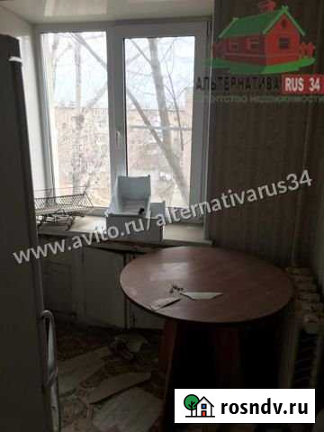 3-комнатная квартира, 56 м², 5/5 эт. на продажу в Волжском Волгоградской области Волжский - изображение 1