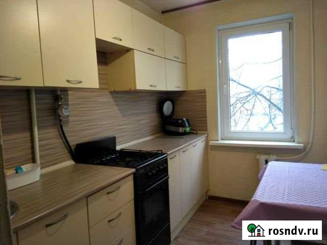 2-комнатная квартира, 46 м², 3/5 эт. в аренду на длительный срок в Набережных Челнах Набережные Челны - изображение 1