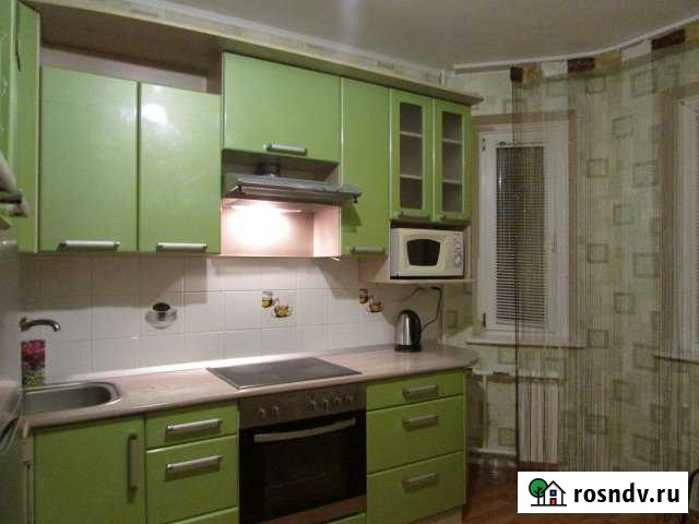 2-комнатная квартира, 60 м², 14/17 эт. в аренду посуточно в Курске Курск - изображение 1