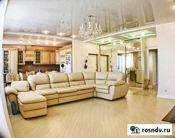 2-комнатная квартира, 100 м², 4/9 эт. в аренду посуточно в Омске Омск - изображение 1