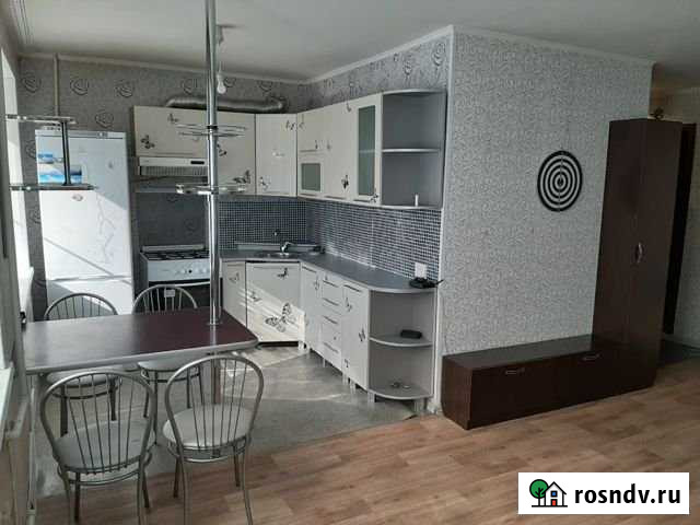 3-комнатная квартира, 45 м², 2/5 эт. в аренду на длительный срок в Бийске Бийск - изображение 1