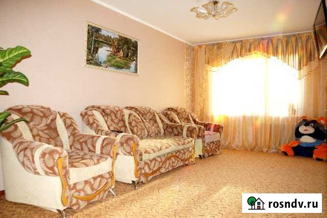 2-комнатная квартира, 58 м², 3/5 эт. в аренду посуточно в Рубцовске Рубцовск - изображение 1