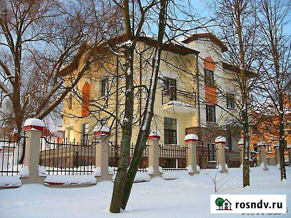 Дом 450 м² на участке 10 сот. на продажу в Великом Новгороде Великий Новгород - изображение 1