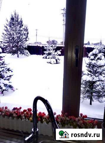 Коттедж 90 м² на участке 15 сот. в аренду посуточно в Кемерово Кемерово - изображение 1