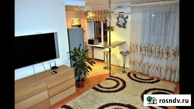 2-комнатная квартира, 48 м², 2/5 эт. в аренду посуточно в Кемерово Кемерово - изображение 1