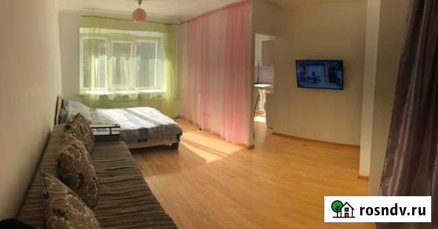 1-комнатная квартира, 40 м², 4/5 эт. в аренду посуточно в Челябинске Челябинск - изображение 1