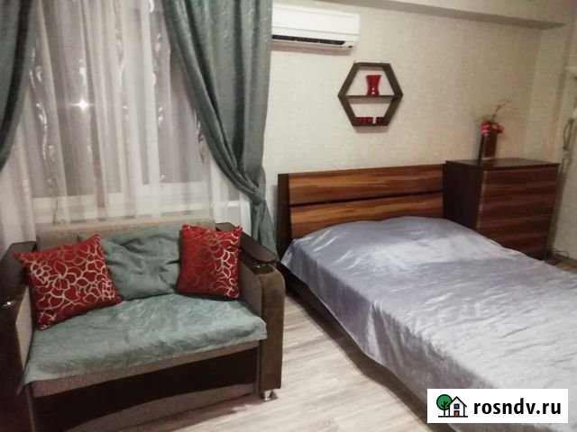 1-комнатная квартира, 30 м², 2/5 эт. в аренду посуточно в Астрахани Астрахань - изображение 1