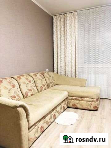 1-комнатная квартира, 60 м², 4/9 эт. в аренду посуточно в Абакане Абакан - изображение 1