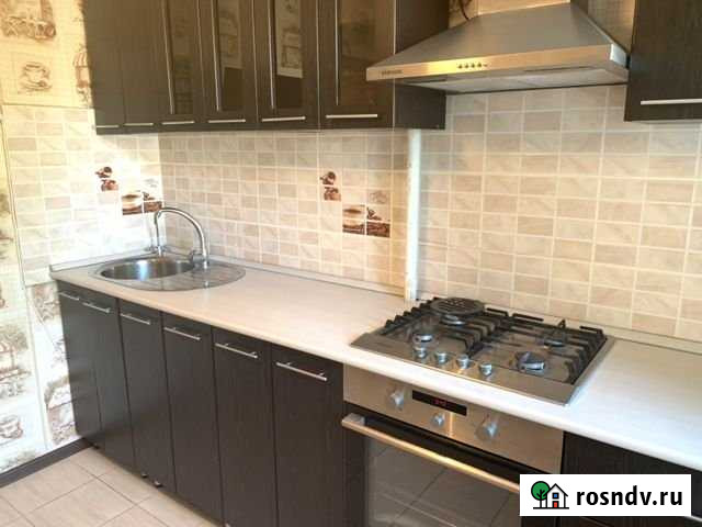 3-комнатная квартира, 56 м², 2/9 эт. в аренду на длительный срок в Саратове Саратов - изображение 1