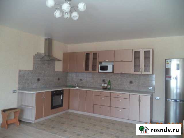 3-комнатная квартира, 98 м², 3/17 эт. в аренду на длительный срок в Воронеже Воронеж - изображение 1