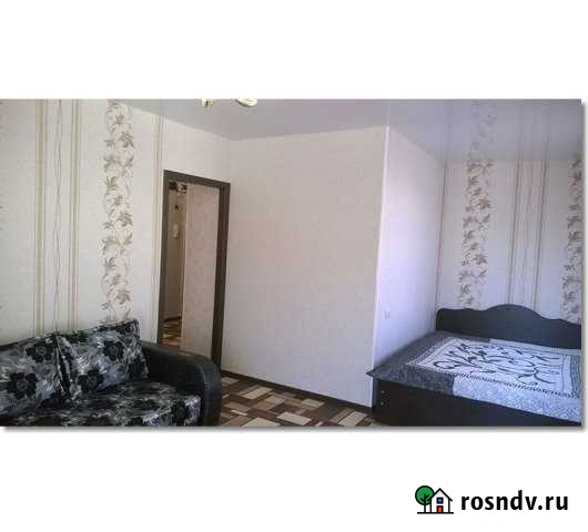 1-комнатная квартира, 38 м², 4/9 эт. в аренду посуточно в Волжском Волгоградской области Волжский - изображение 1