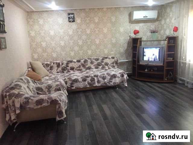 2-комнатная квартира, 42 м², 1/1 эт. в аренду посуточно в Таганроге Таганрог - изображение 1