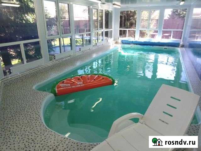 Дом 160 м² на участке 10 сот. в аренду посуточно в Санкт-Петербурге Санкт-Петербург - изображение 1