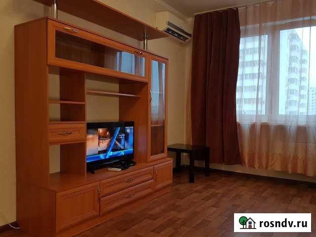 1-комнатная квартира, 45 м², 9/16 эт. в аренду посуточно в Новороссийске Новороссийск - изображение 1