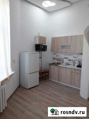 1-комнатная квартира, 45 м², 2/2 эт. в аренду на длительный срок в Евпатории Евпатория - изображение 1