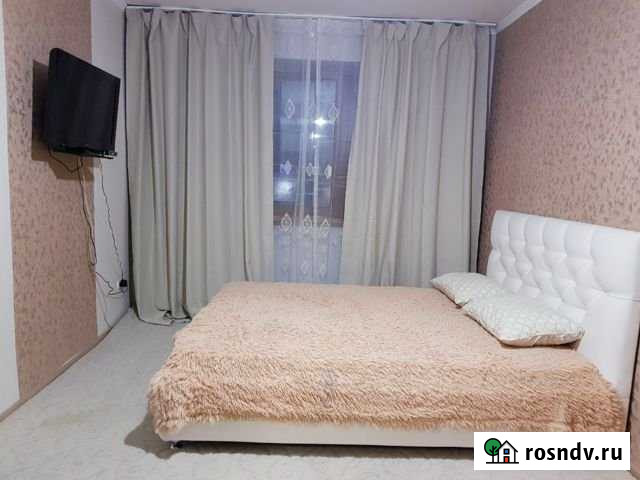 1-комнатная квартира, 35 м², 4/5 эт. в аренду посуточно в Кемерово Кемерово - изображение 1