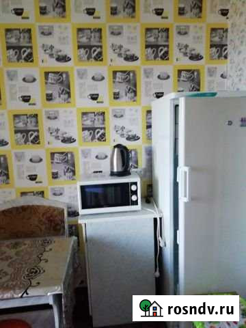 1-комнатная квартира, 40 м², 3/12 эт. в аренду посуточно в Рославле Рославль - изображение 1