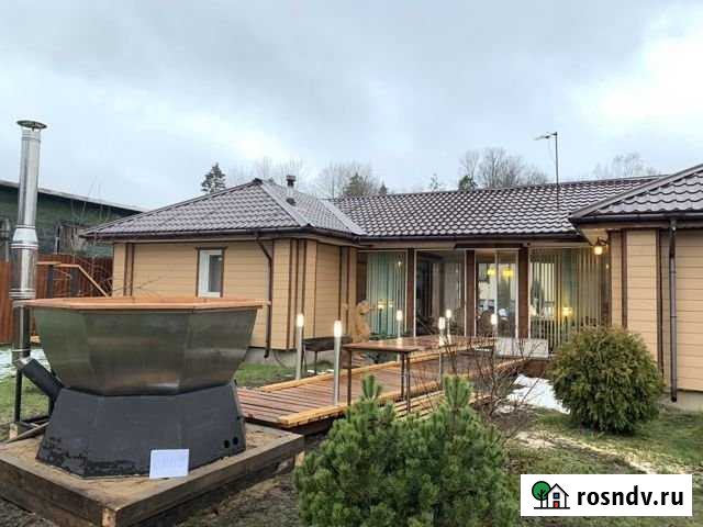 Коттедж 120 м² на участке 12 сот. в аренду посуточно в Санкт-Петербурге Санкт-Петербург - изображение 1