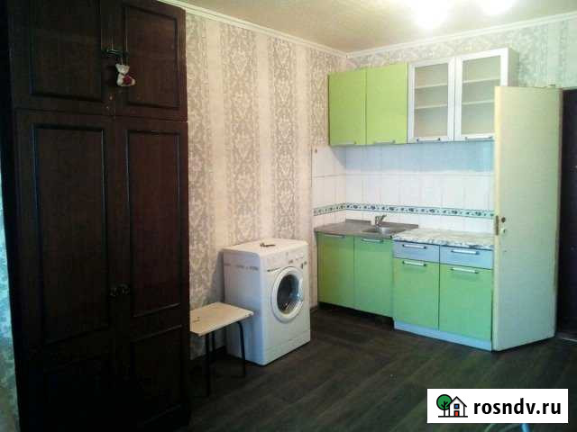 Комната 15 м² в 1-ком. кв., 1/5 эт. в аренду на длительный срок в Пскове Псков - изображение 1